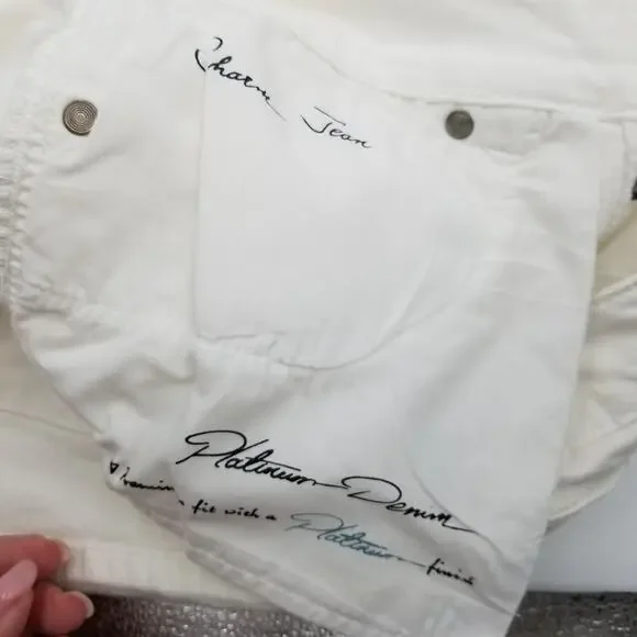 CHICO'S Platinum Premium Charm Fit Boot Cut Jeans Size 1 - US 8 - Picture 7 of 7